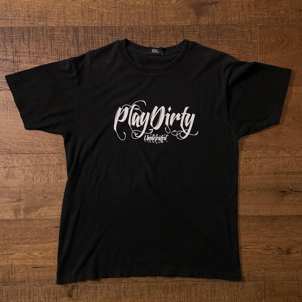 Undefeated Play Dirty Graphic Tee Mens Medium Black Short Sleeve Skater Shirt
